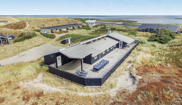 Amazing home in Hvide Sande with sauna