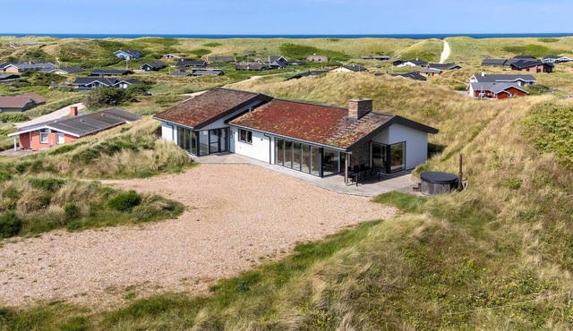 Amazing home in Hvide Sande with sauna
