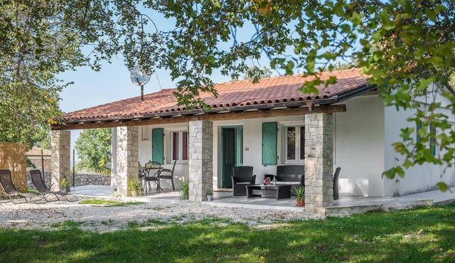 Amazing home in Kanfanar with kitchen