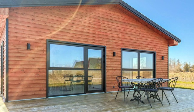 Amazing home in Korsør with house sea view