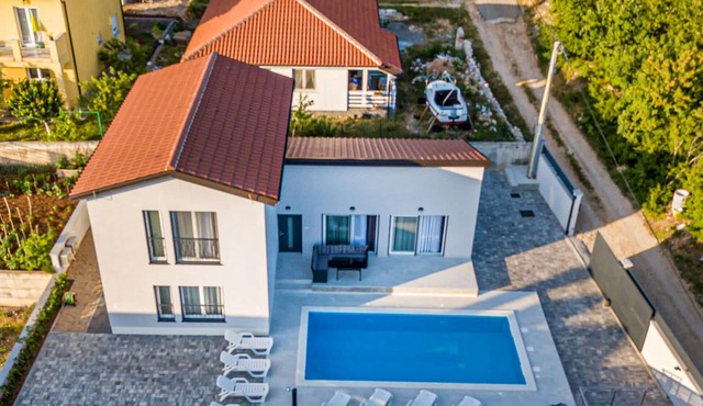 Amazing home in Kraljevica