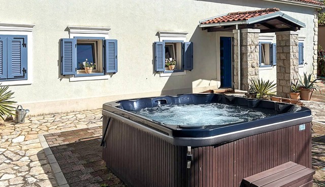 Amazing home in Krasica with WiFi