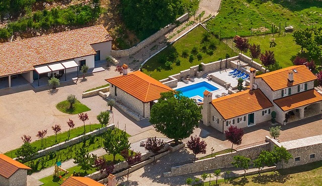 Amazing home in Krsan