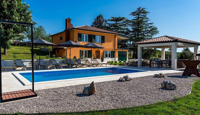 Amazing home in Labin - Rabac