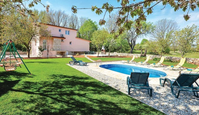 Amazing home in Lecevica