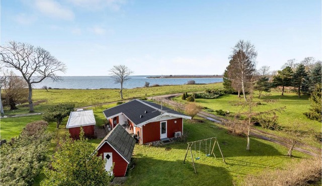 Amazing Home In Mesinge With Kitchen