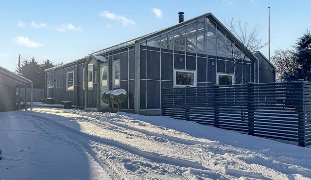 Amazing home in Middelfart with WiFi