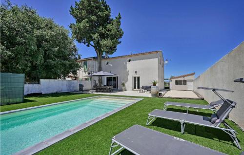 Amazing Home In Nîmes