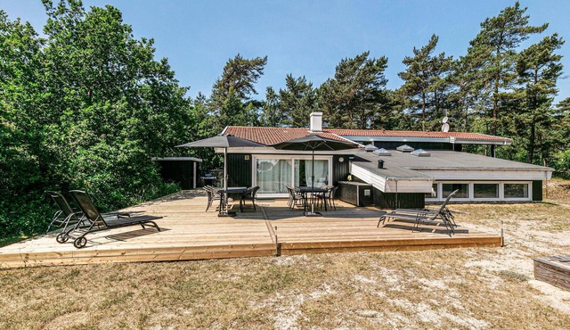 Amazing home in Nexø with sauna