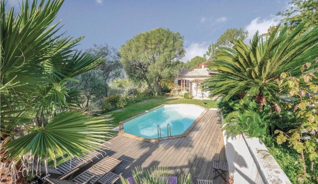 Amazing Home In Nice With 3 Bedrooms, Wifi And Outdoor Swimming Pool
