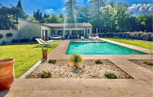 Amazing Home In Noves