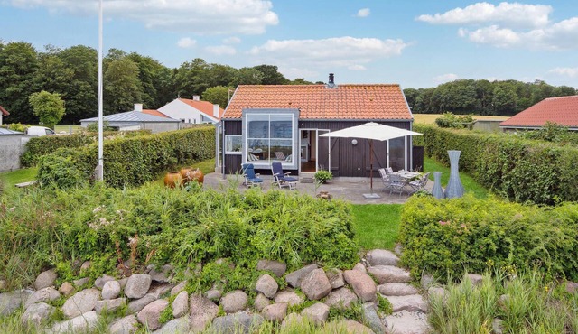 Amazing home in Nyborg with kitchen