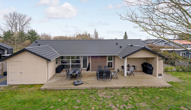 Amazing home in Nyborg with WiFi