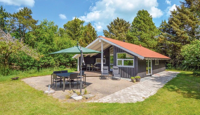 Amazing home in Nykøbing Sj with WiFi