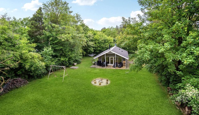 Amazing home in Oksbøl with sauna