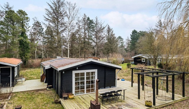 Amazing home in Orø with WiFi