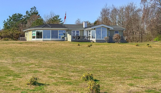 Amazing home in ørsted with kitchen