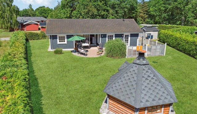 Amazing home in ørsted with kitchen