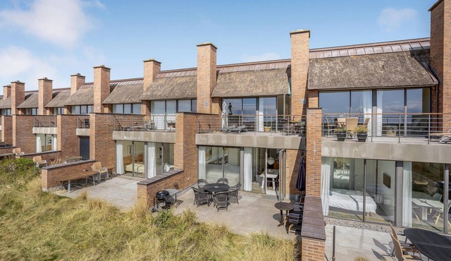 Amazing home in Rømø with kitchen
