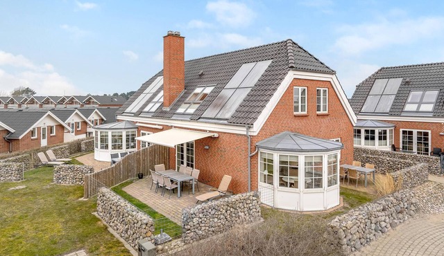 Amazing home in Rømø with sauna