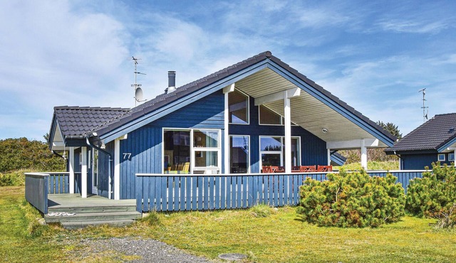 Amazing home in Ringkøbing with sauna