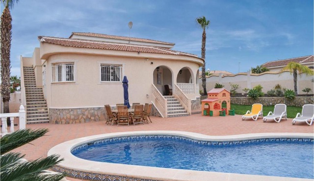Amazing Home In Rojales With Kitchenette
