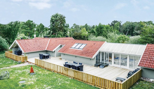 Amazing home in Rørvig with sauna