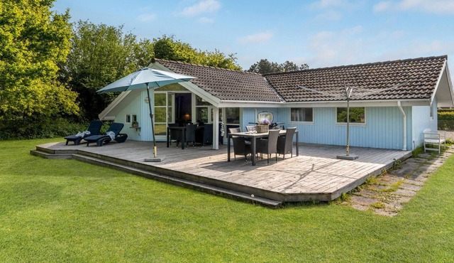 Amazing home in Rudkøbing with sauna