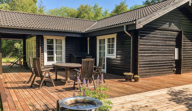 Amazing home in Sæby with WiFi