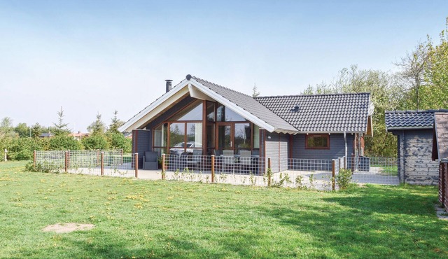 Amazing home in Skjern with sauna