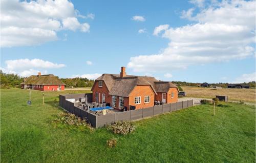 Amazing Home In Skjern With 5 Bedrooms, Sauna & Wifi