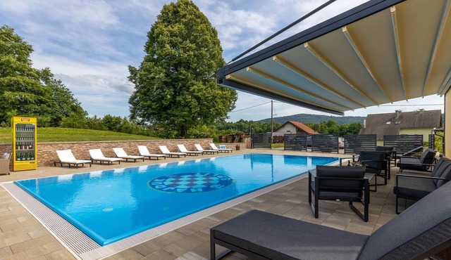 Amazing home in Slunj