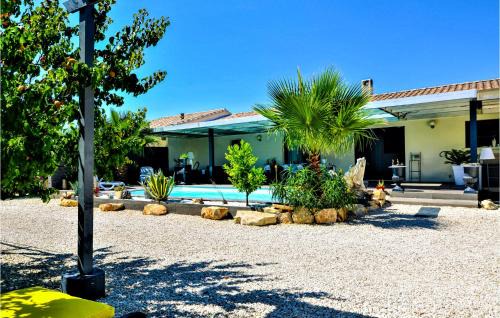 Amazing Home In St Victor La Coste