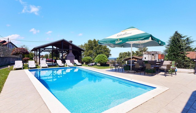 Amazing home in Starjak with private swimming pool, can be inside or outside