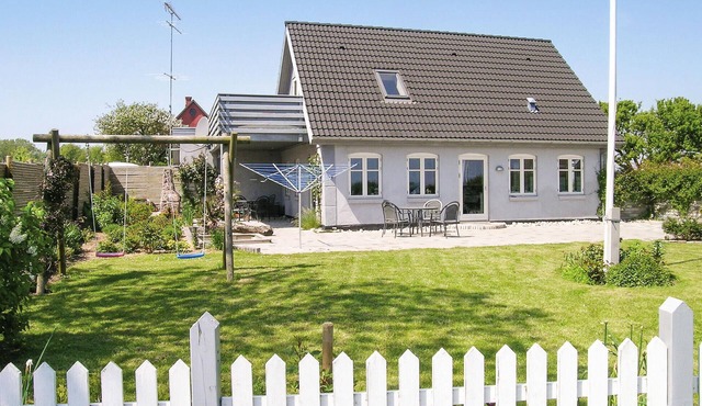 Amazing home in Sydals with sauna