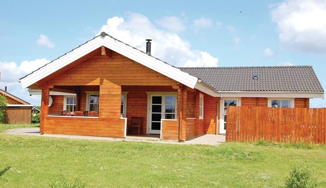Amazing home in Sydals with sauna