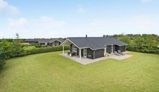 Amazing home in Tarm with sauna