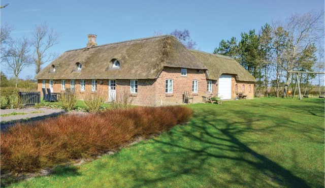 Amazing Home In Tim With Wifi