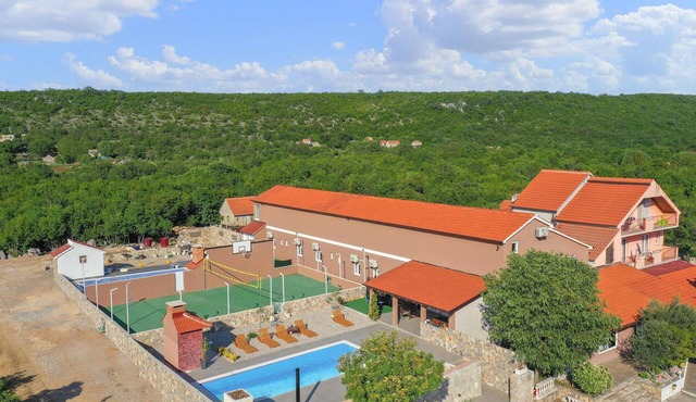 Amazing home in Ugljane