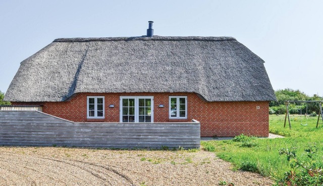 Amazing home in Ulfborg with sauna