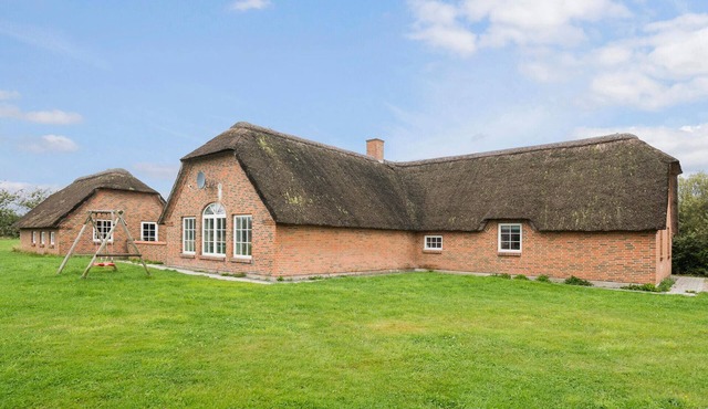 Amazing home in Ulfborg with sauna