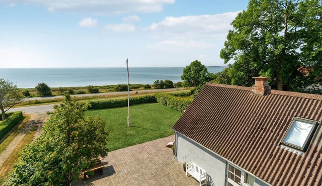 Amazing home in Vesløs