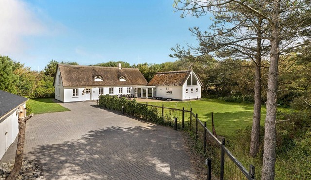 Amazing home in Vestervig with sauna