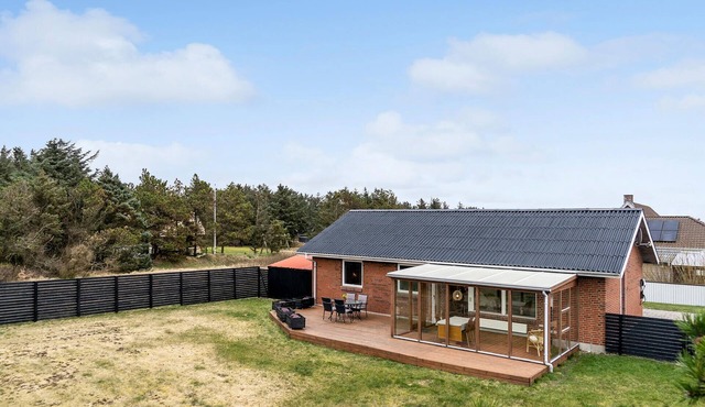 Amazing home in Vestervig with WiFi