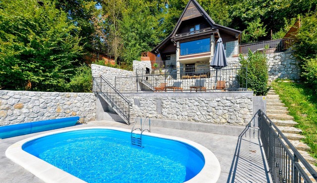 Amazing home in Zadobarje