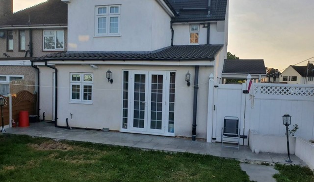 Amazing Ilford 3 bedroom house