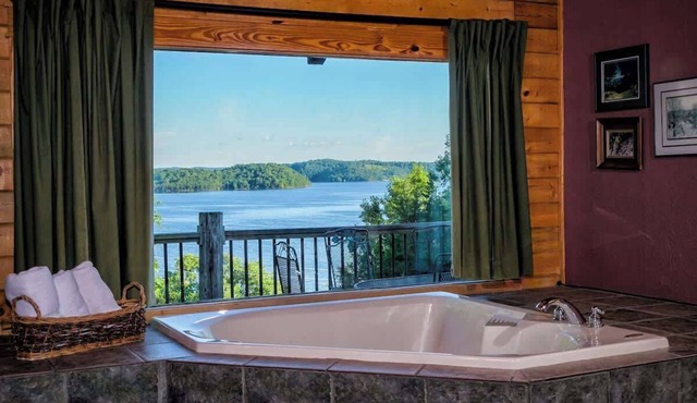 Amazing Lake View Cabin
