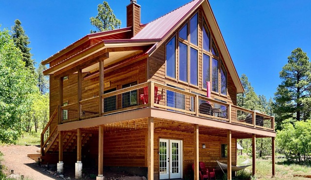 Amazing lake view home with fireplace, W/D, kitchen, grill, balcony, and deck