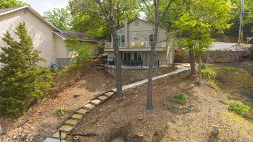 Amazing Lakefront Paradise with Perfect Location