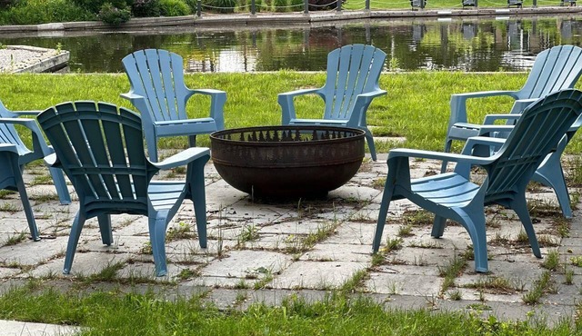 Amazing Lakeside Cottage in the Venice of Ontario-Lagoon City